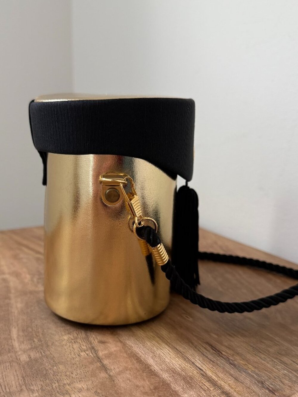 Vintage BOB MACKIE Gold Hard Shell Oval Box Bag Black Fabric Star Tassel - Picture 2 of 5